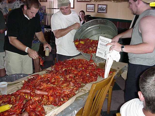 CrawTable.jpg (142437 bytes)